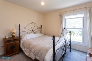 Bedroom- click for photo gallery